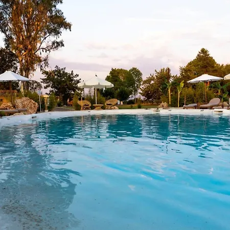 Sun 'n Chill, Boutique & Apart-hotel Melíkia